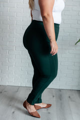 Hazel Blues® | Magic Skinny 28" Pants in Hunter Green