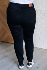 Hazel Blues® | Nicole Tummy Control Skinny Jeans in Black