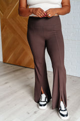 Hazel Blues® | Stamina Stride Flare Leggings in Espresso