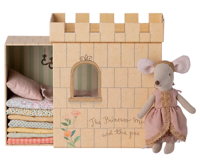 Maileg Princess & The Pea, Big Sister Mouse