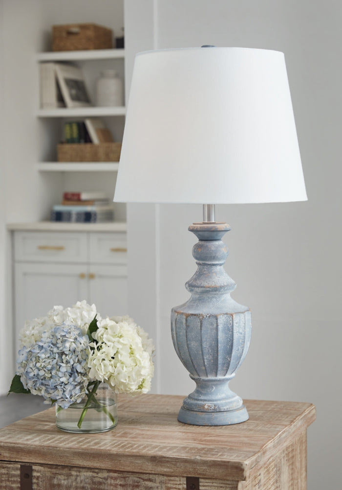 Cylerick Terracotta Table Lamp
