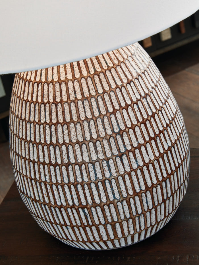 Darrich Metal Table Lamp