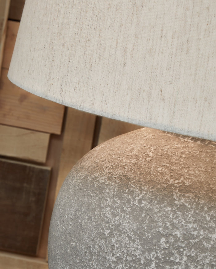 Dreward Metal Table Lamp