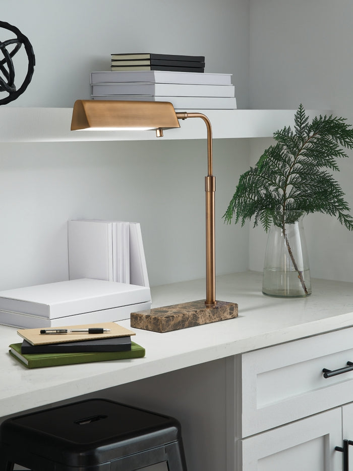 Yafe Metal Desk Lamp