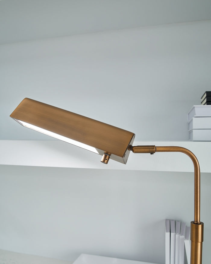 Yafe Metal Desk Lamp